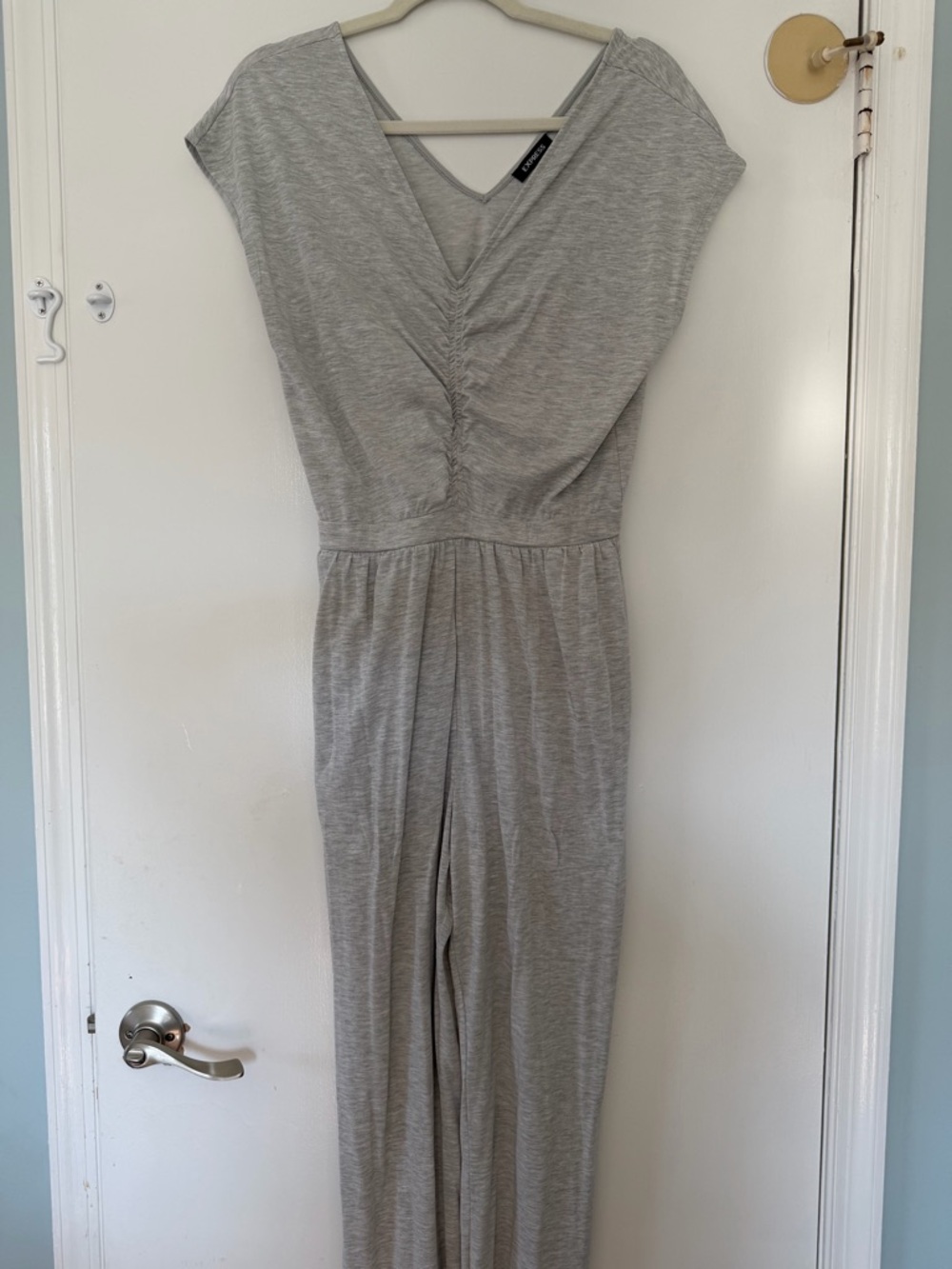 Express Gray Ruched V-Neck Jumpsuit women size Small